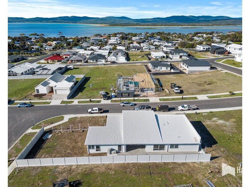 42 Chardonnay Drive, Hawley Beach TAS 7307