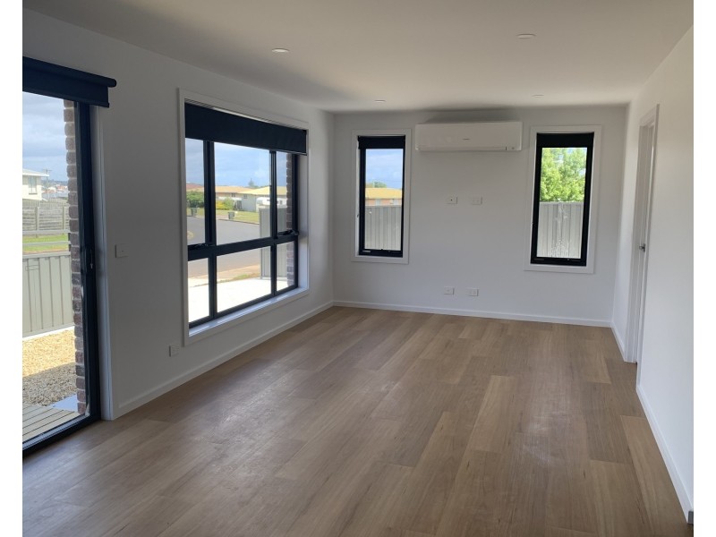 1/35 Loane Avenue, East Devonport TAS 7310