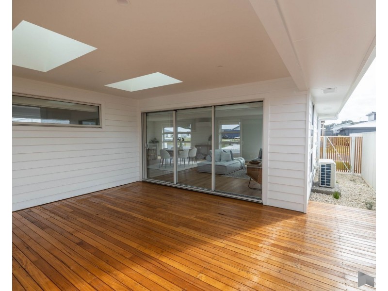 1 Mason Place, Shearwater TAS 7307