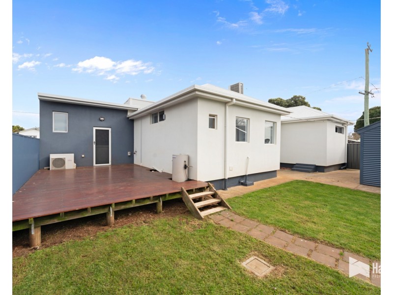 56 Nixon Street, Devonport TAS 7310