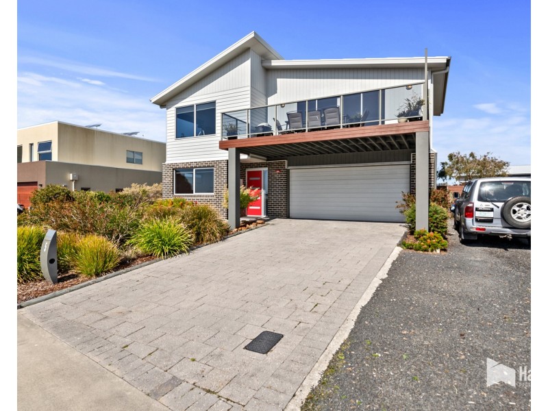 5 Chardonnay Drive, Hawley Beach TAS 7307