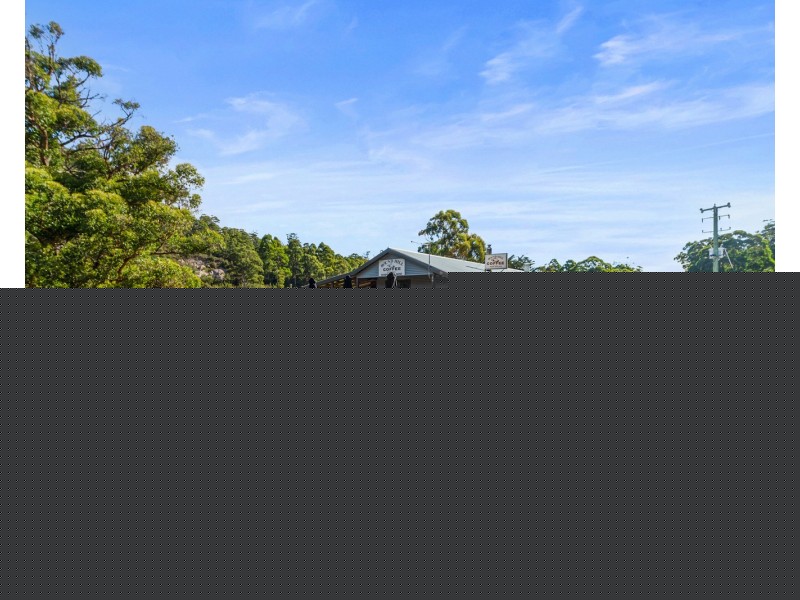 8 Main Street, Cethana TAS 7306