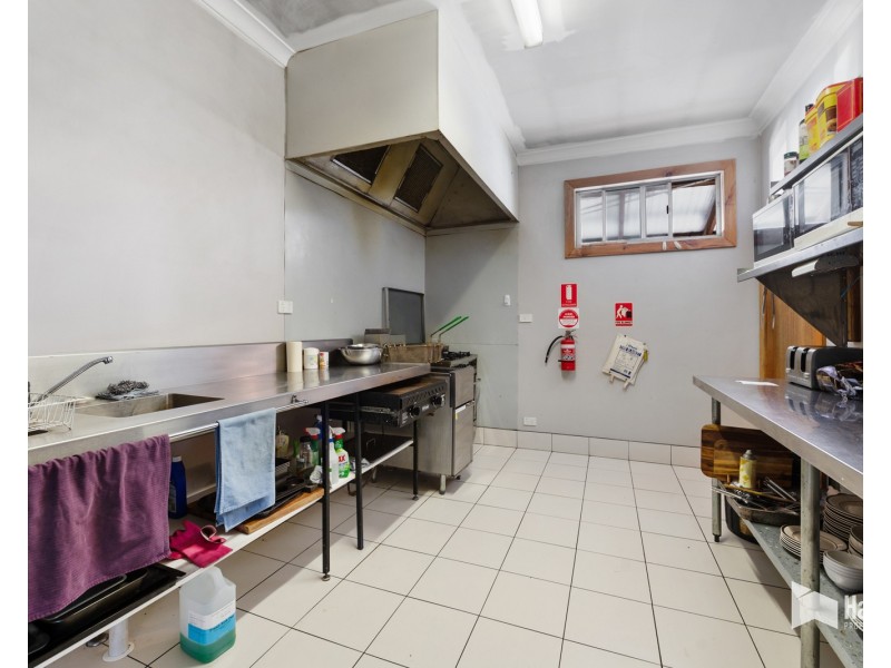 8 Main Street, Cethana TAS 7306