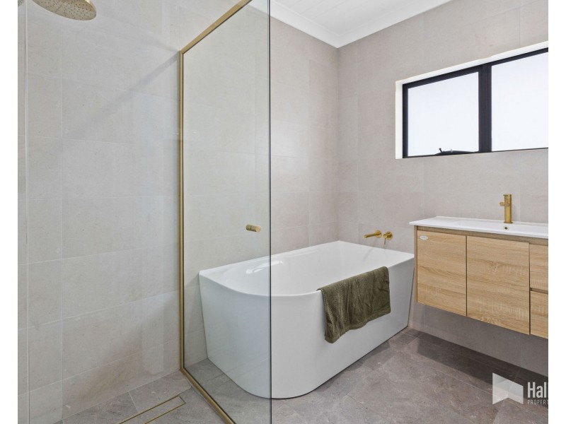 220 Best Street, Devonport TAS 7310