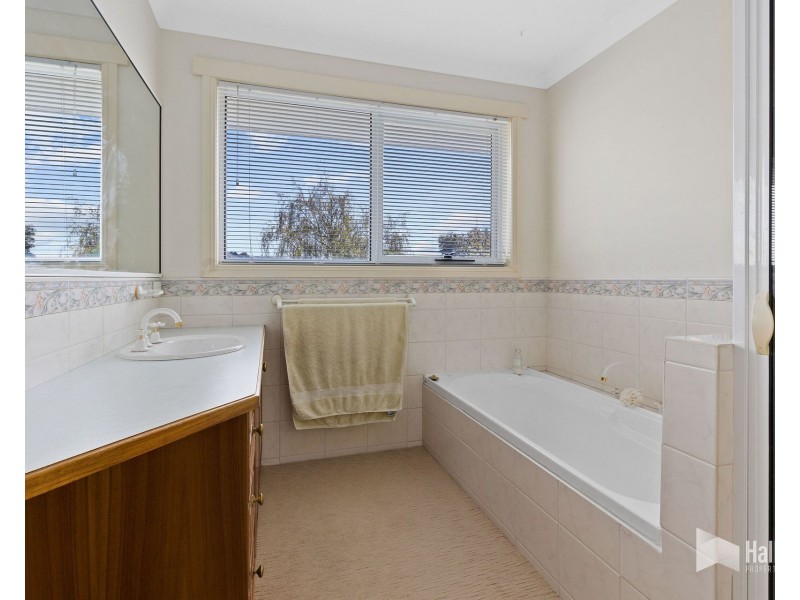 12 Gull Court, Shearwater TAS 7307