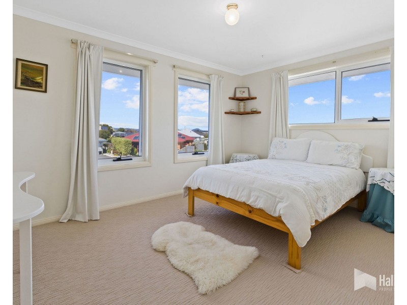 12 Gull Court, Shearwater TAS 7307