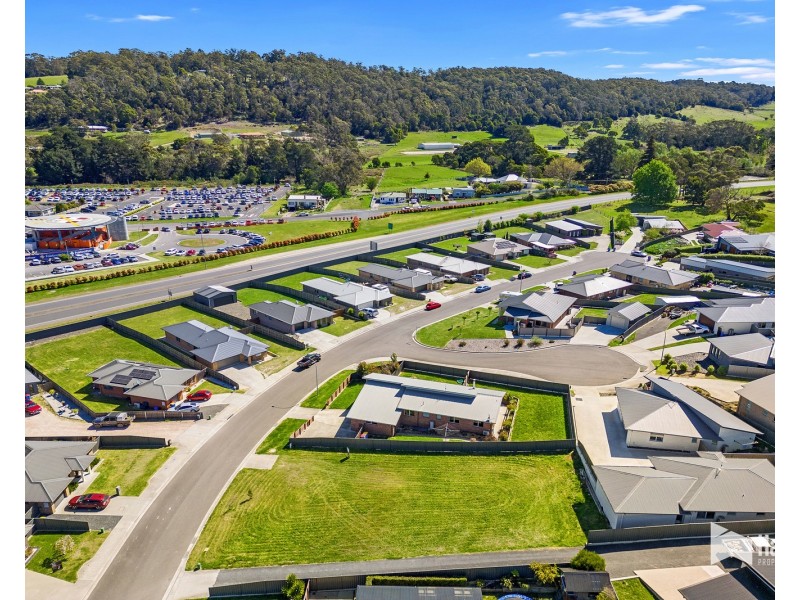 8 Spring Grove, Latrobe TAS 7307