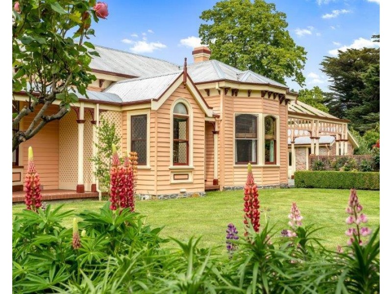 8 Torquay Road, Latrobe TAS 7307