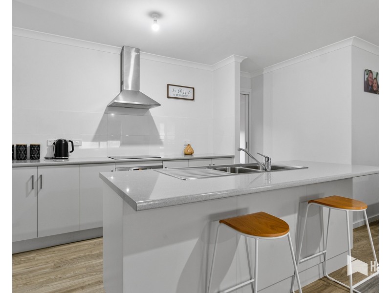 14 Club Drive, Shearwater TAS 7307