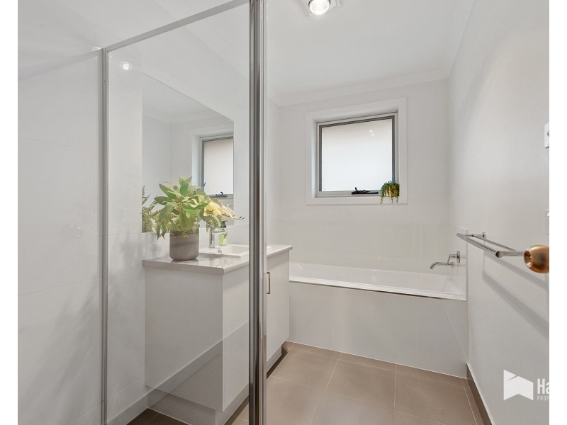 14 Club Drive, Shearwater TAS 7307