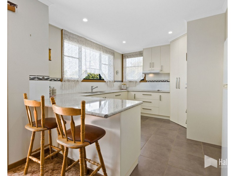 57-59 Lyons Avenue, Miandetta TAS 7310