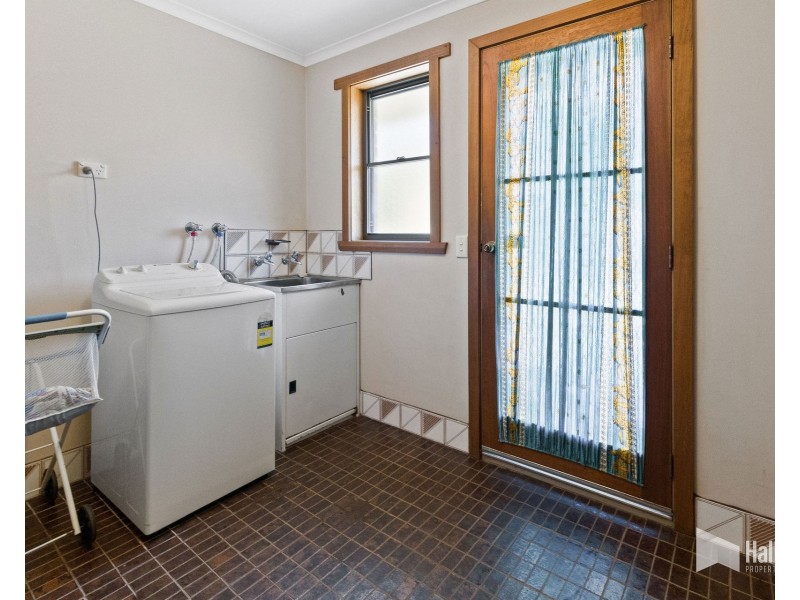 57-59 Lyons Avenue, Miandetta TAS 7310