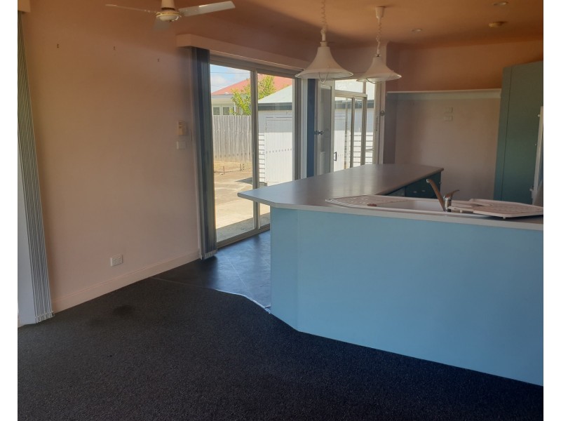 15 Smith Street, Devonport TAS 7310