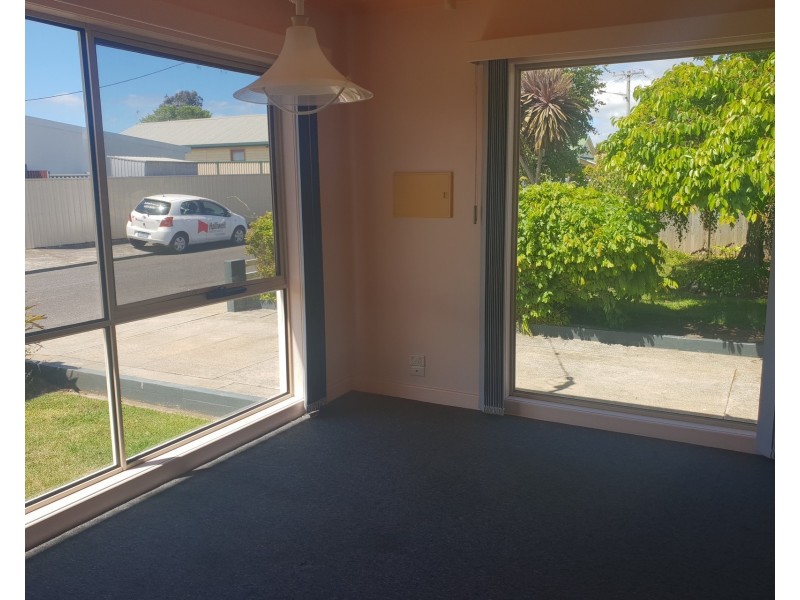 15 Smith Street, Devonport TAS 7310