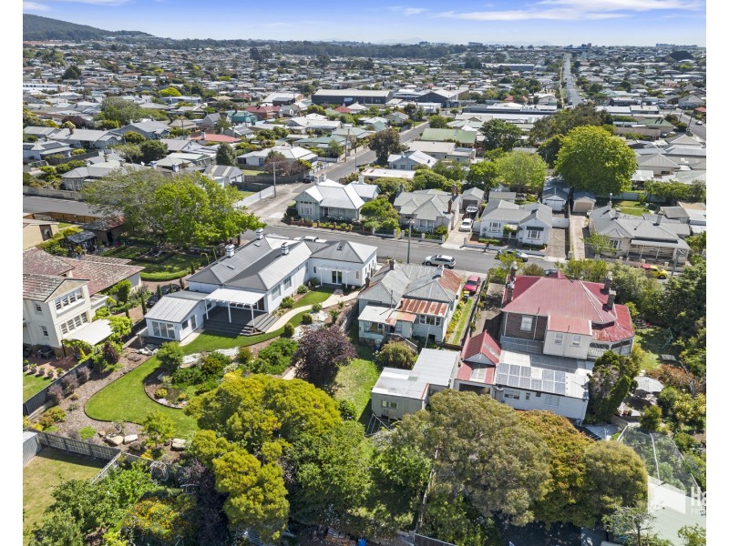 23 Hiller Street, Devonport TAS 7310