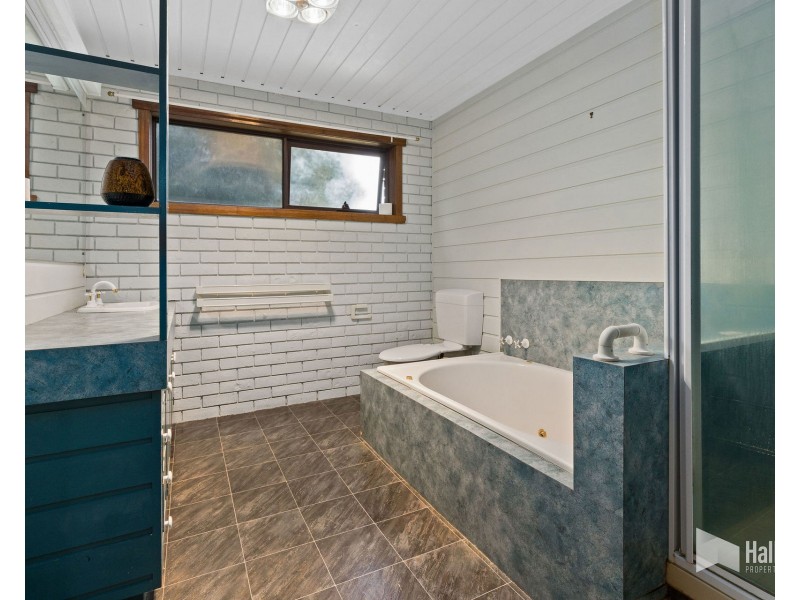 10 Haines Place, Devonport TAS 7310
