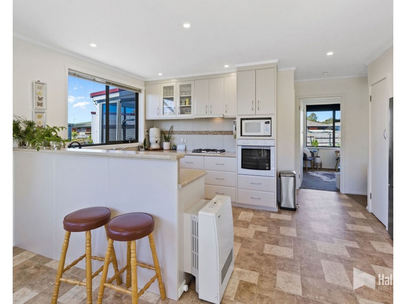 3 College Court, Devonport TAS 7310