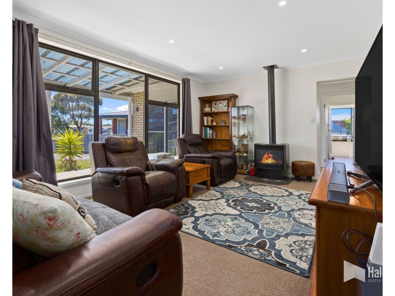 3 College Court, Devonport TAS 7310