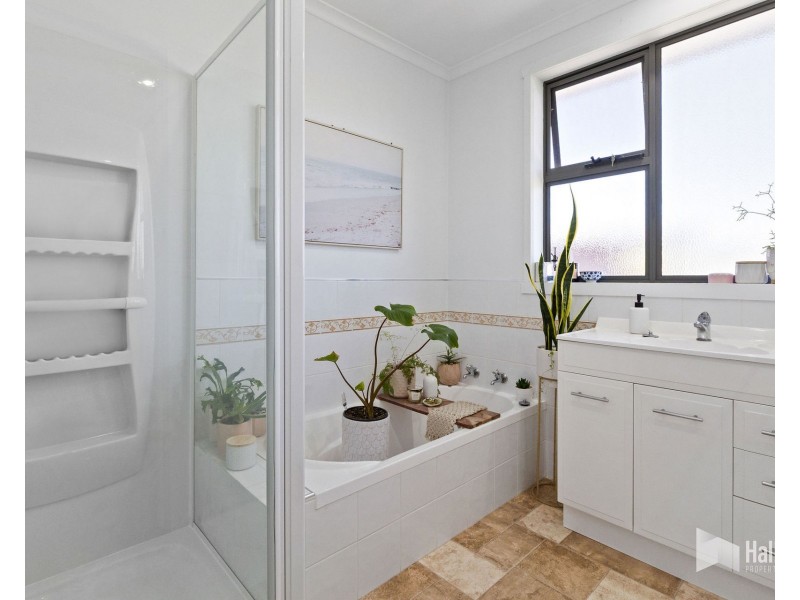 3 College Court, Devonport TAS 7310