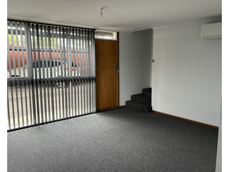 1/32 Victoria Parade, Devonport TAS 7310