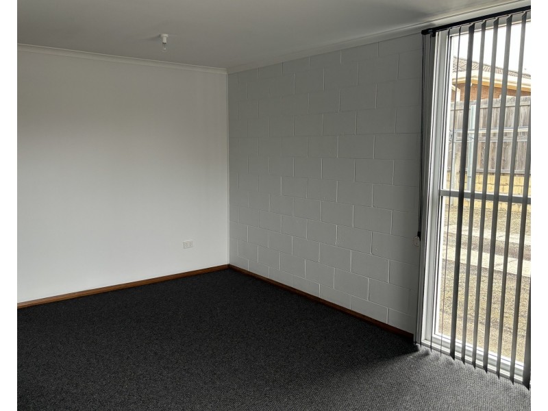 1/32 Victoria Parade, Devonport TAS 7310