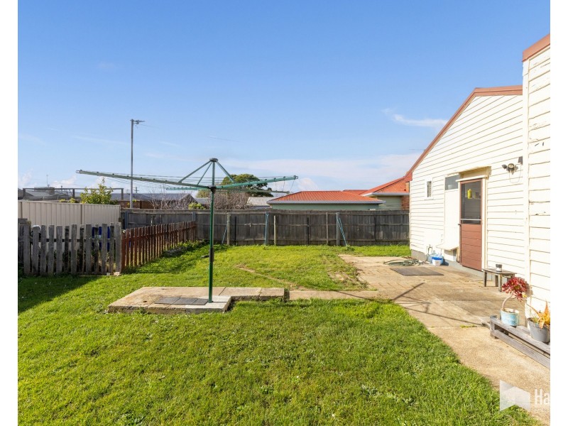 13 Lindsay Place, Devonport TAS 7310