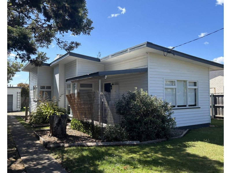 64 William Street, Devonport TAS 7310