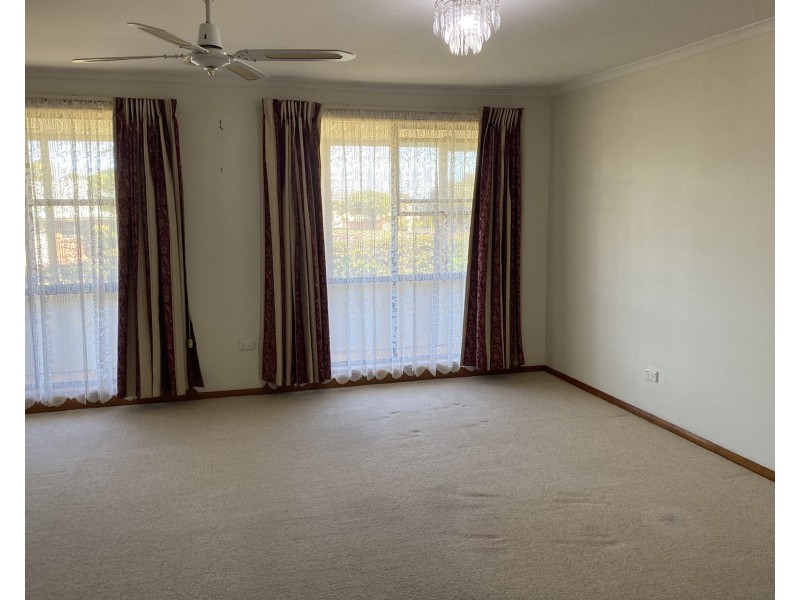 7 River Road, Ambleside TAS 7310
