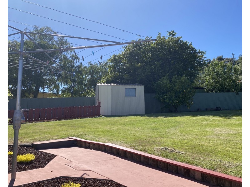 7 River Road, Ambleside TAS 7310