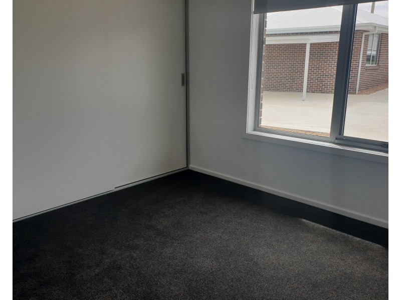 2/4 Tandara Place, East Devonport TAS 7310