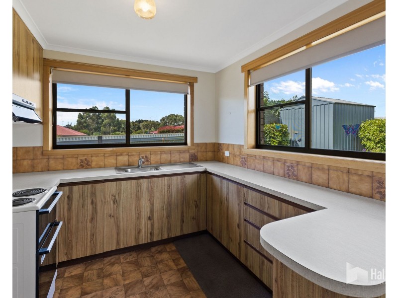 2/105 Mary Street, East Devonport TAS 7310