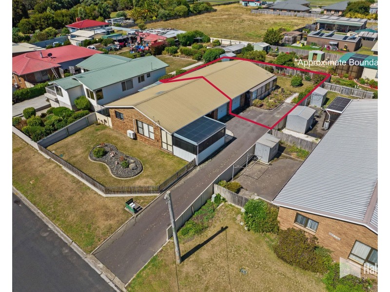 2/105 Mary Street, East Devonport TAS 7310