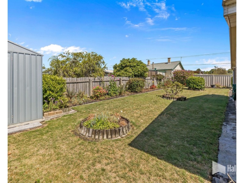 2/105 Mary Street, East Devonport TAS 7310