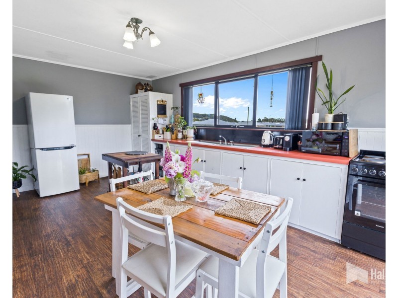 99 Stanley Street South, Latrobe TAS 7307