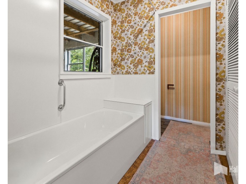 4 Park Drive, Ambleside TAS 7310