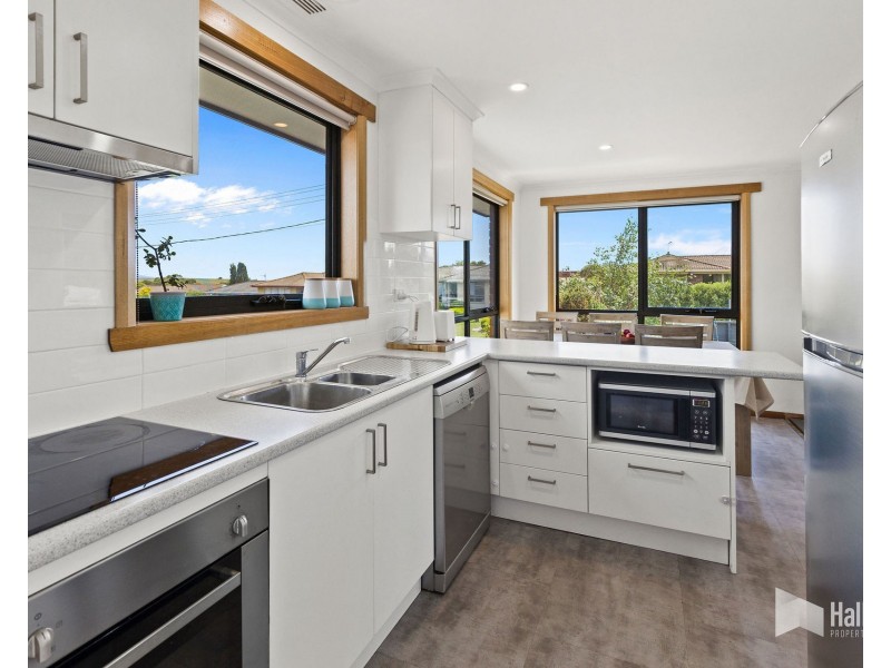 1 Don View Court, Devonport TAS 7310