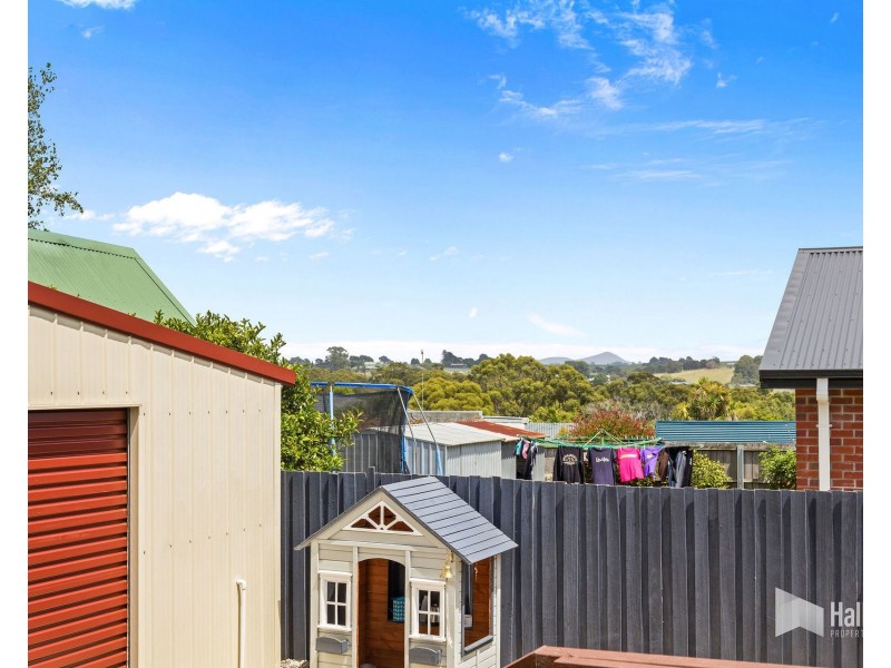 1 Don View Court, Devonport TAS 7310