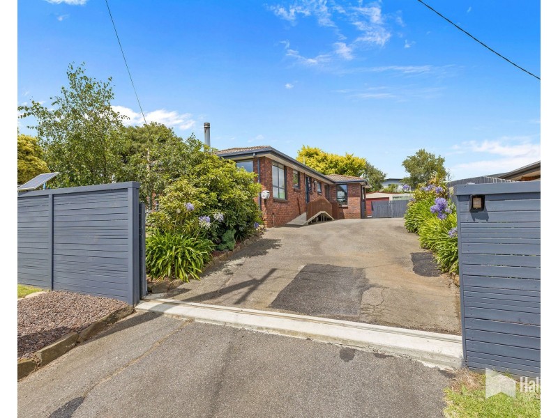 1 Don View Court, Devonport TAS 7310