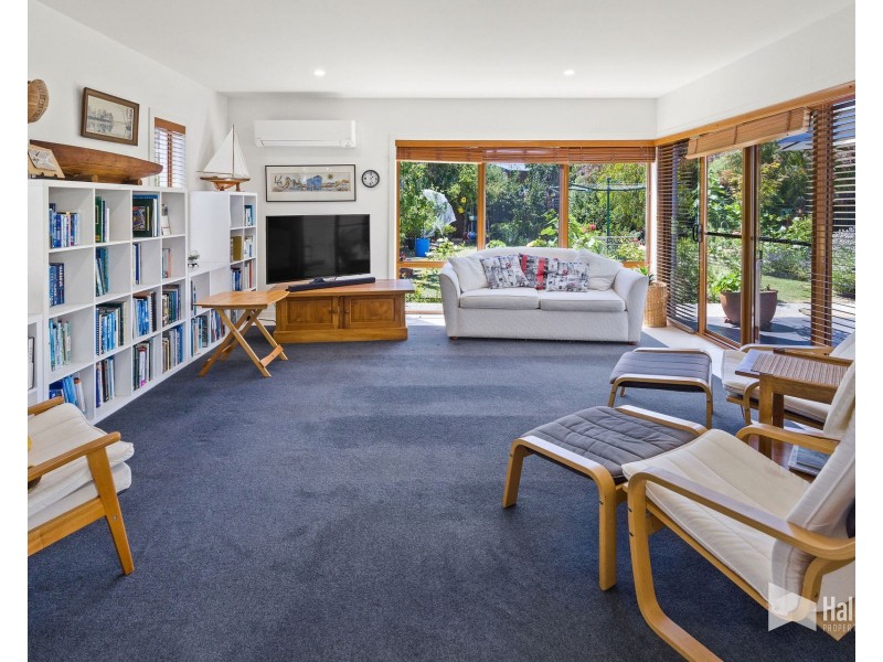 2 Inlet Court, Shearwater TAS 7307