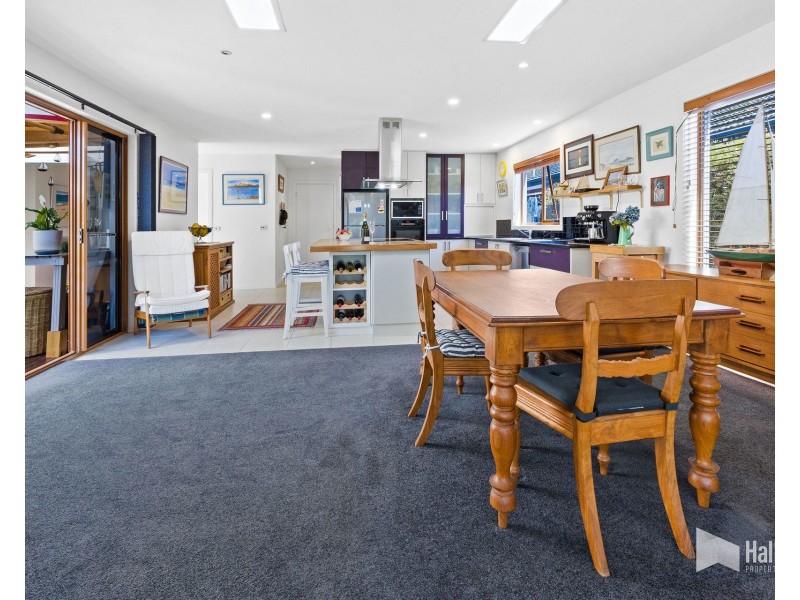 2 Inlet Court, Shearwater TAS 7307