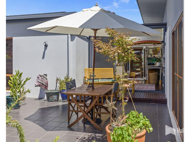 2 Inlet Court, Shearwater TAS 7307