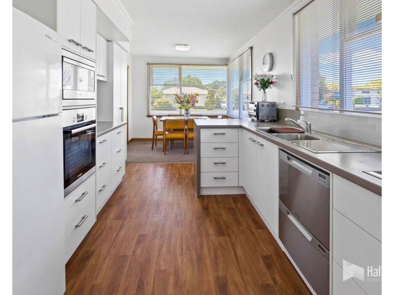 43 William Street, Devonport TAS 7310