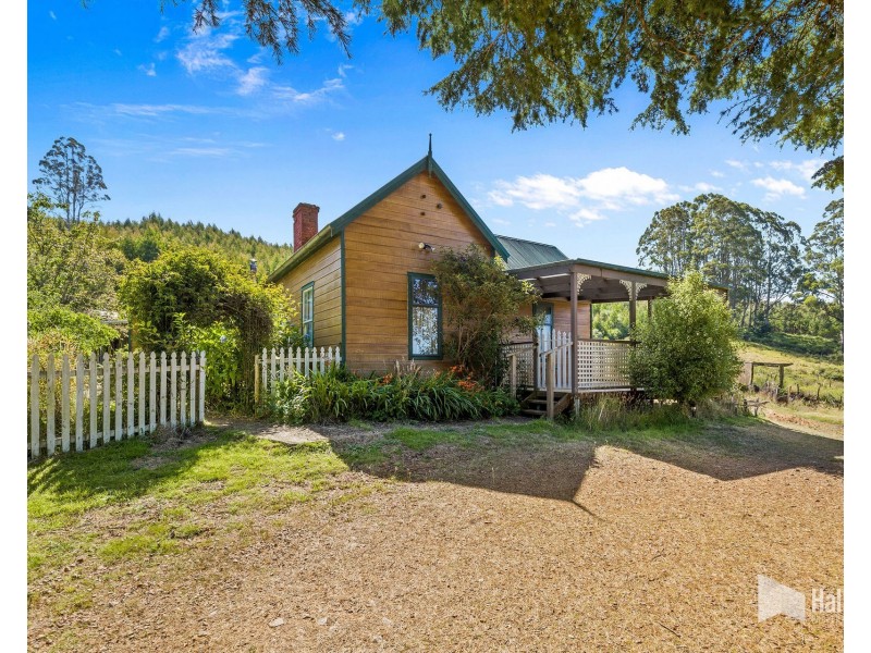 502 Cradle Mountain Road, Wilmot TAS 7310