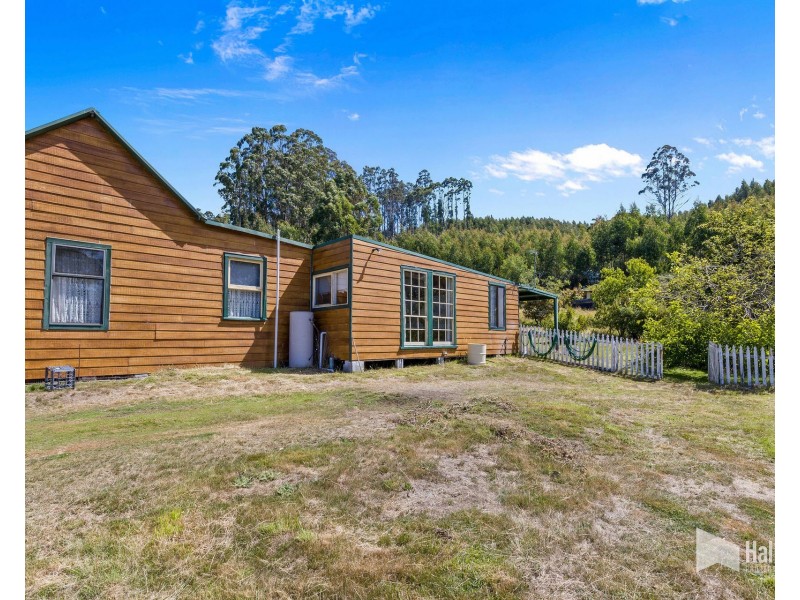 502 Cradle Mountain Road, Wilmot TAS 7310