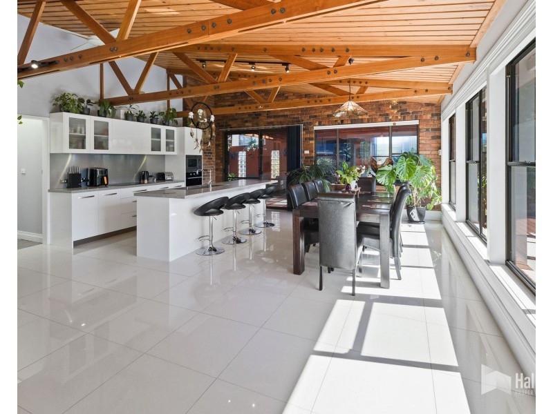 35 Coomera Crescent, Miandetta TAS 7310
