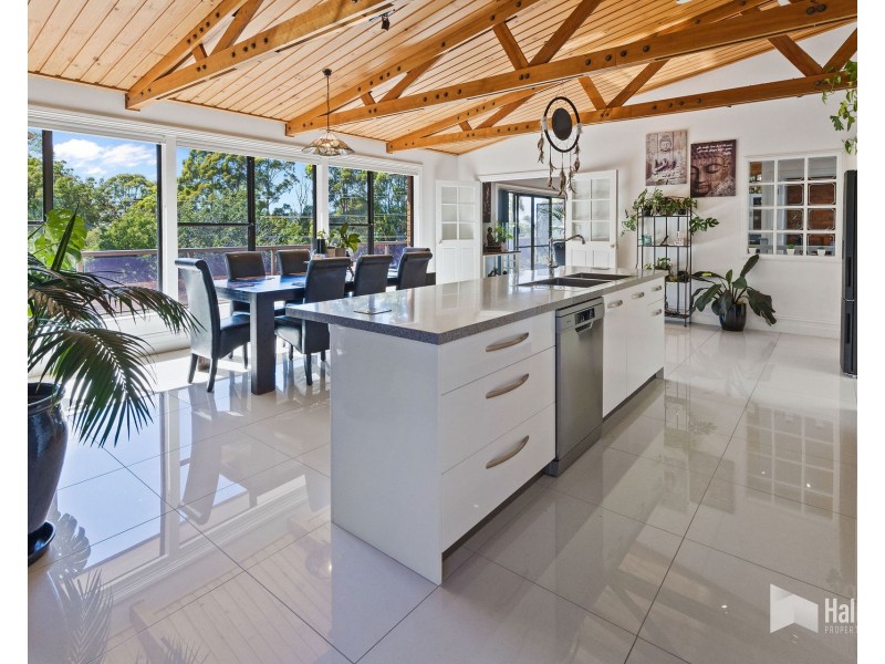 35 Coomera Crescent, Miandetta TAS 7310