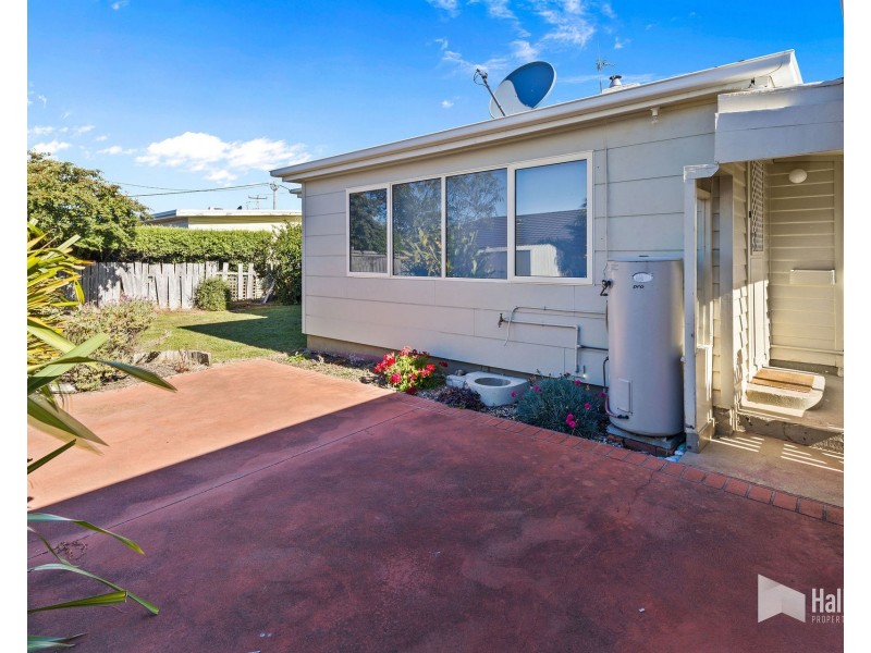 98 Nicholls Street, Devonport TAS 7310