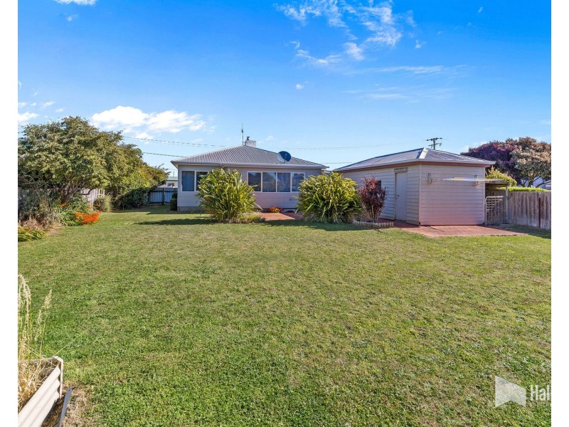 98 Nicholls Street, Devonport TAS 7310