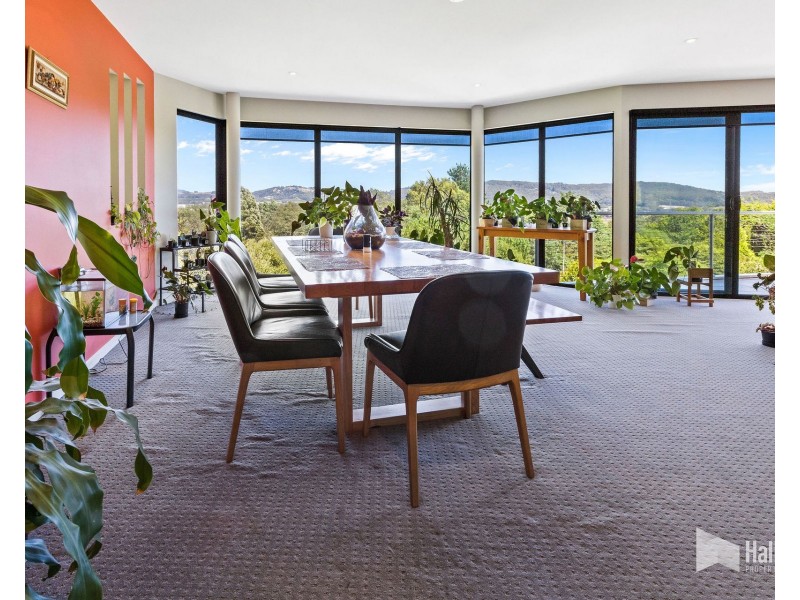 23 Oakwood Drive, Ambleside TAS 7310