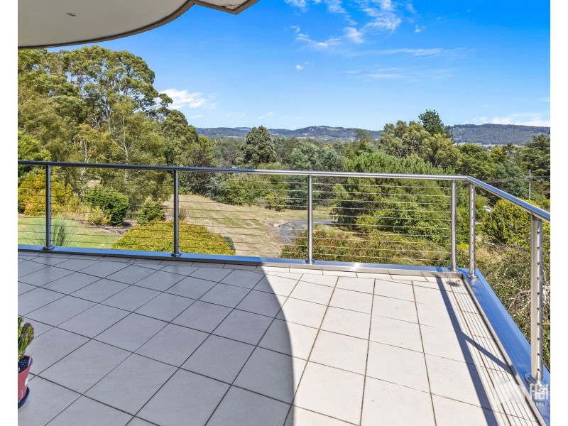 23 Oakwood Drive, Ambleside TAS 7310